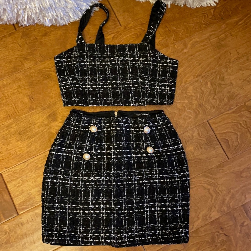 Super cute skirt set